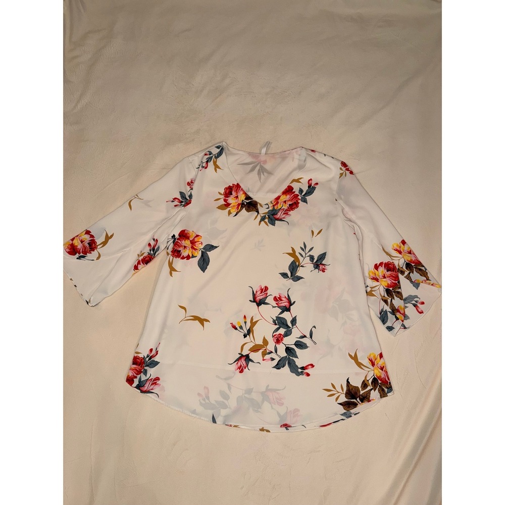 TAOHUADAO Floral V-Neck Blouse White Red Yellow Rose 3/4 Bell Sleeve Top Large